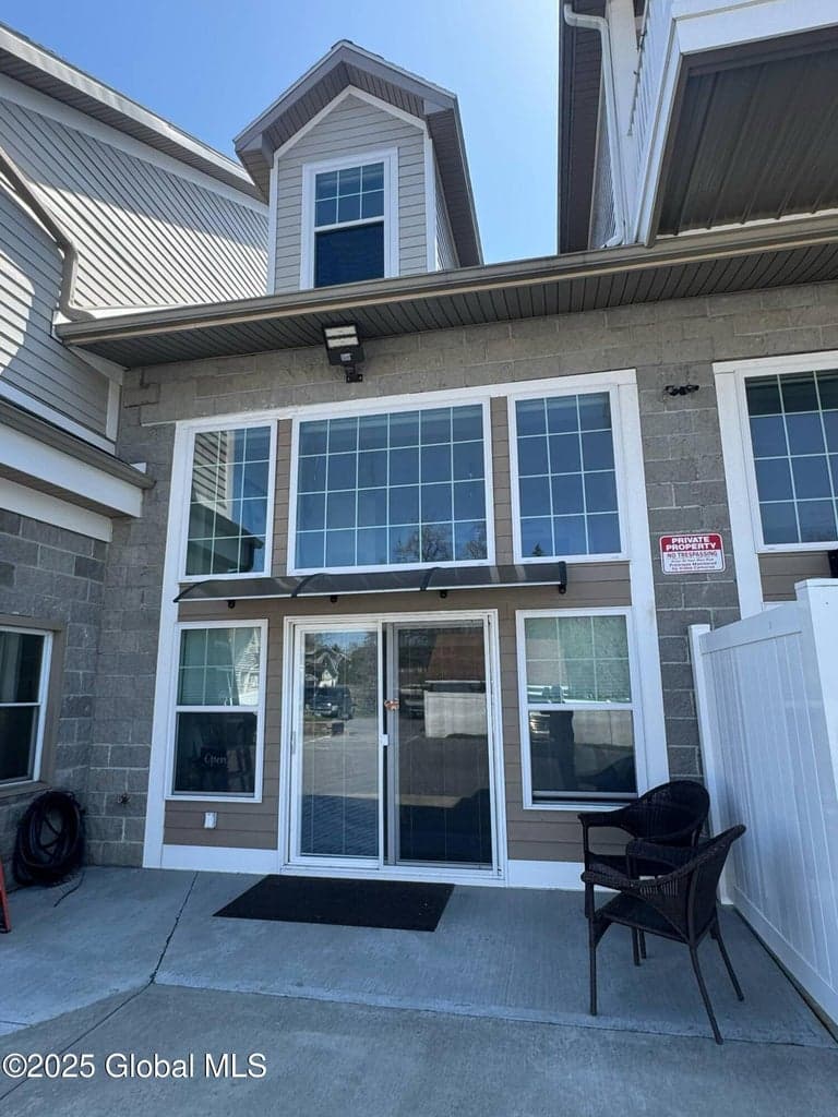 2452 Albany Street, Suite #1 — photo 1