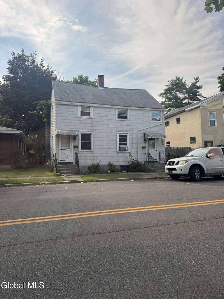 443-445 3rd Avenue — photo 1