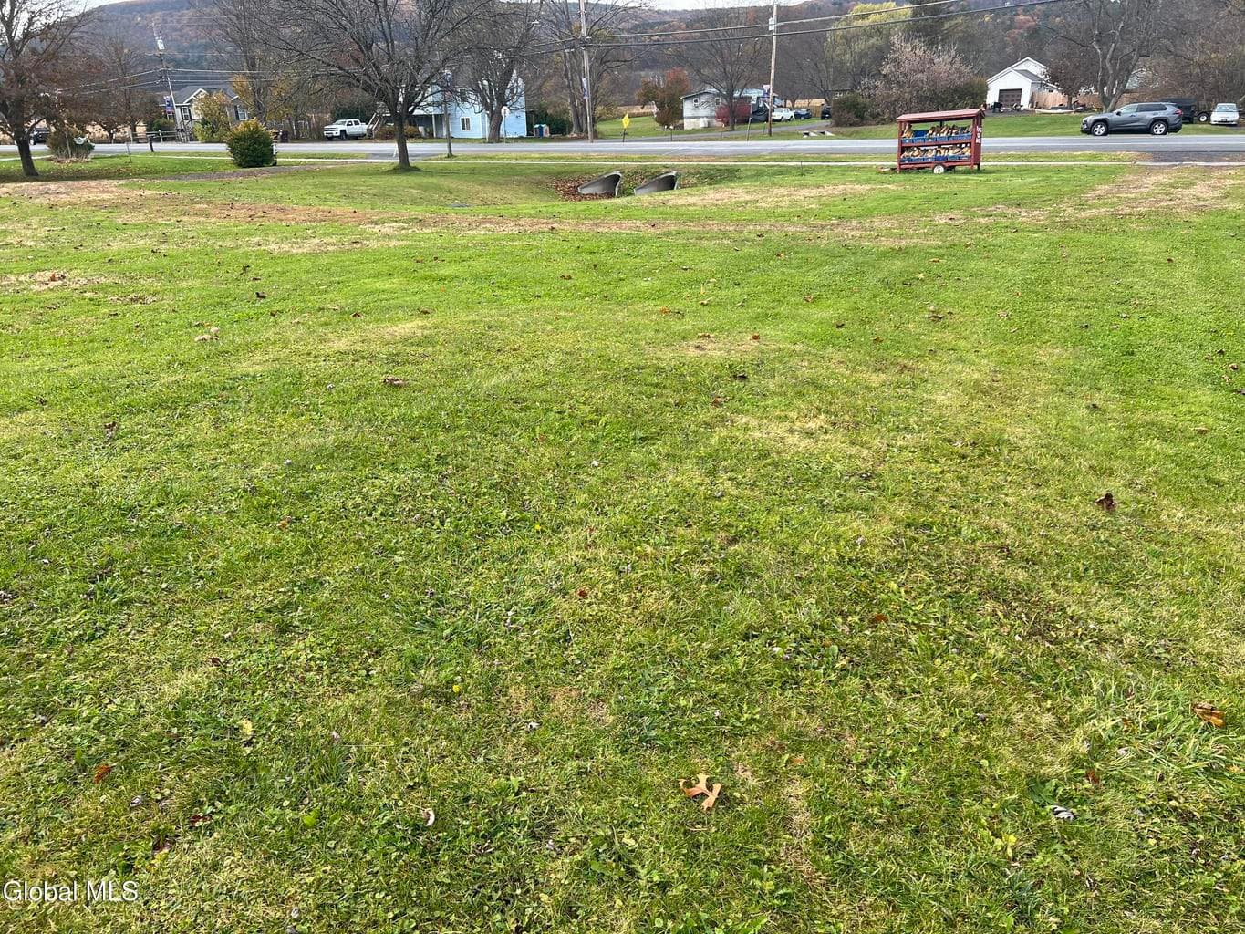 184 Main Street — photo 1