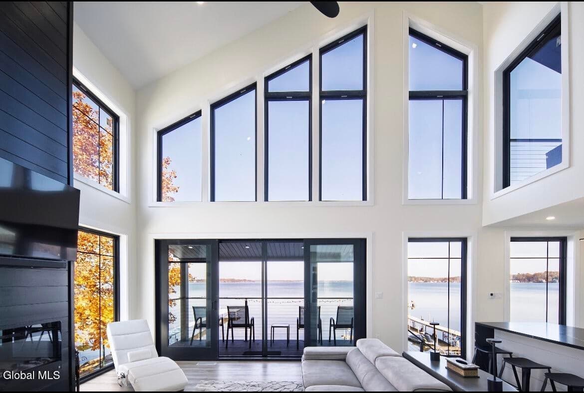 126 9th Street — photo 2